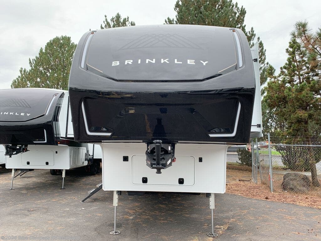 2026 Model Z 2900 by Brinkley RV from Blue Compass RV Redmond in Redmond, Oregon