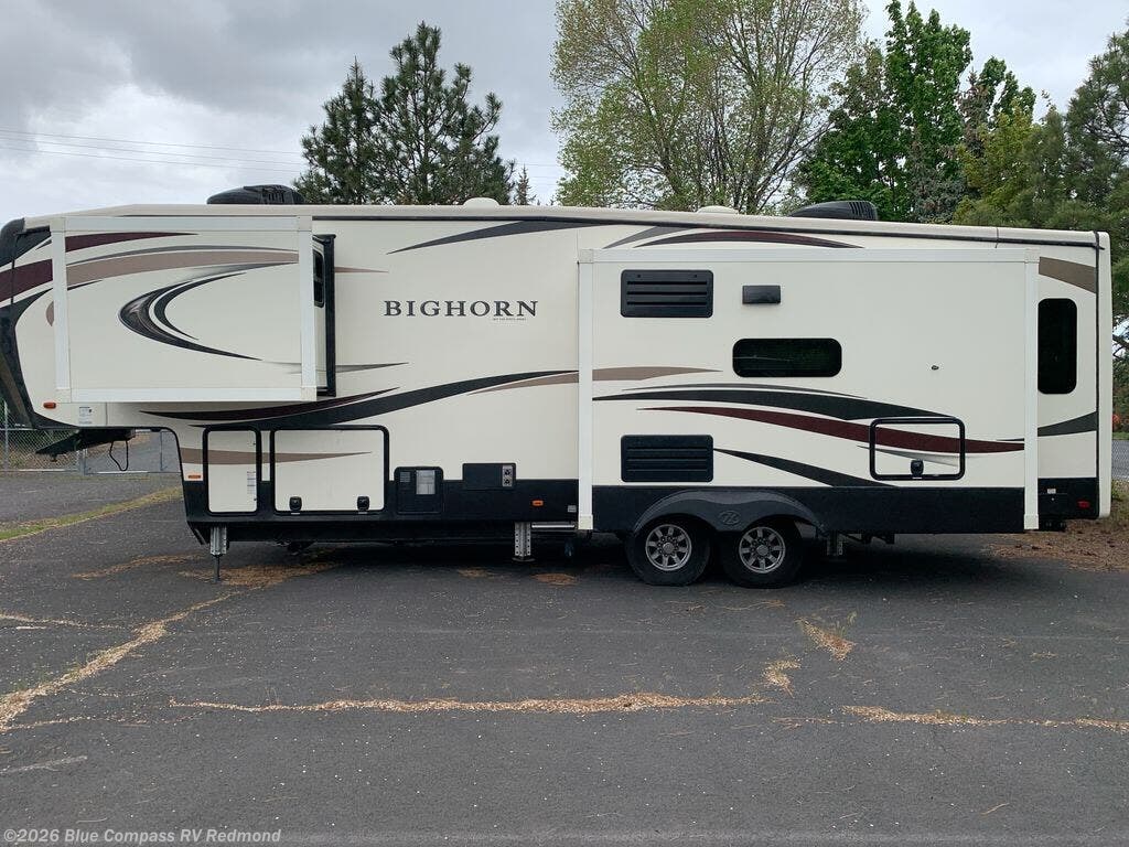 Used 2019 Heartland Bighorn M3270RS available in Redmond, Oregon