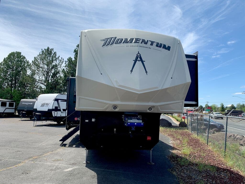 2026 Momentum 395MT by Grand Design from Blue Compass RV Redmond in Redmond, Oregon