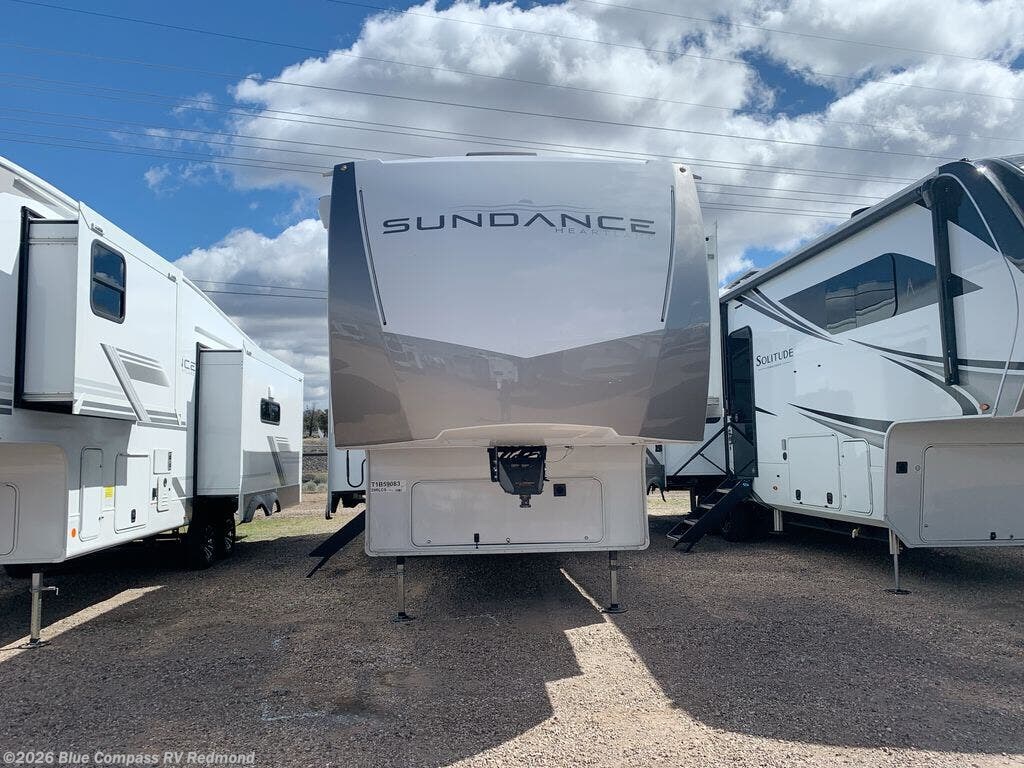 2026 Sundance 29RLCS by Heartland from Blue Compass RV Redmond in Redmond, Oregon