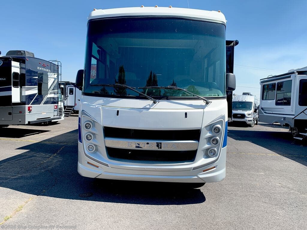 New 2026 Entegra Coach Vision XL 36C available in Redmond, Oregon