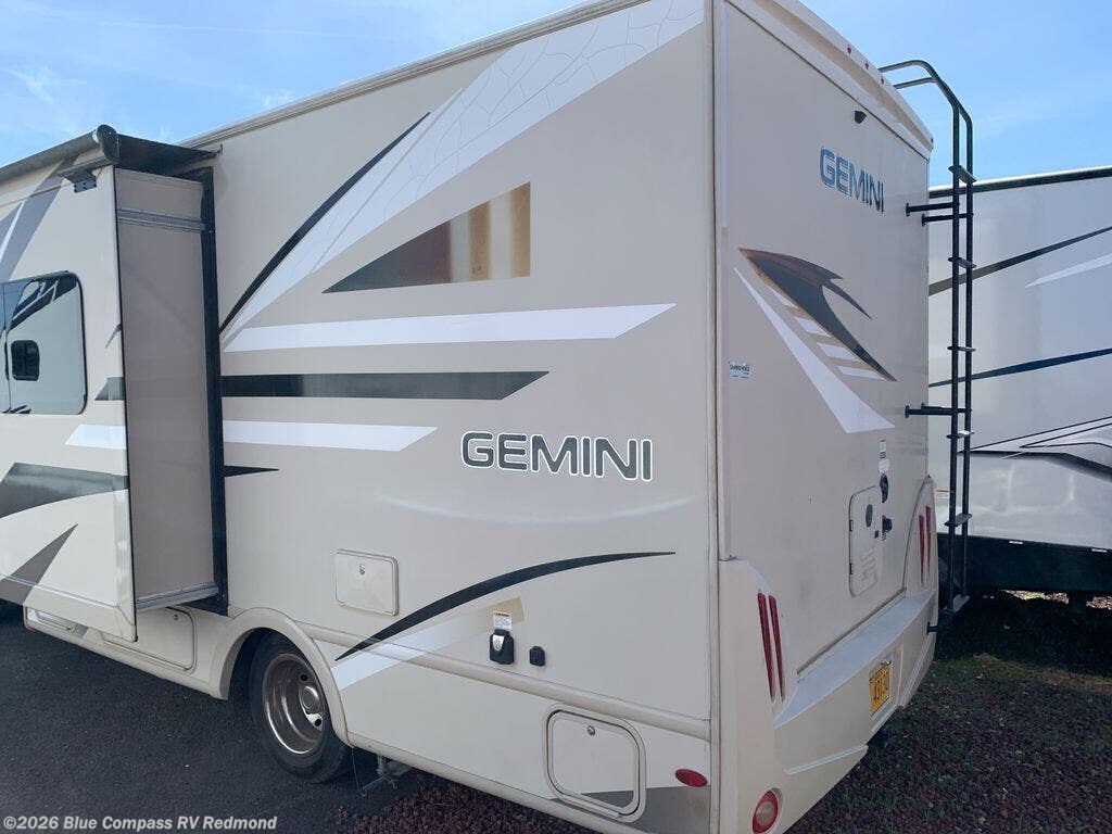 Used 2017 Thor Motor Coach Gemini 23TK available in Redmond, Oregon