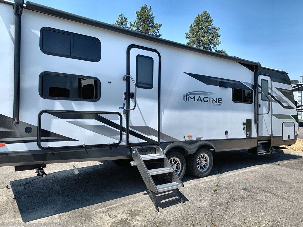 Used 2024 Grand Design Imagine 2800BH available in Redmond, Oregon