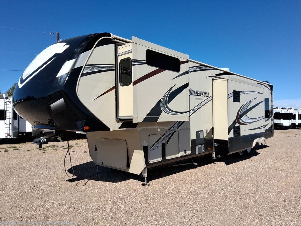 2015 Grand Design Momentum 380TH - Used Toy Hauler For Sale by Blue Compass RV Redmond in Redmond, Oregon features Slideout