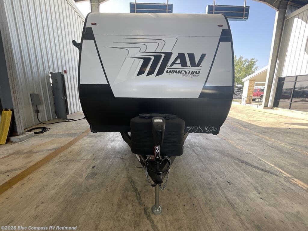 2027 Momentum MAV 27MAV by Grand Design from Blue Compass RV Redmond in Redmond, Oregon