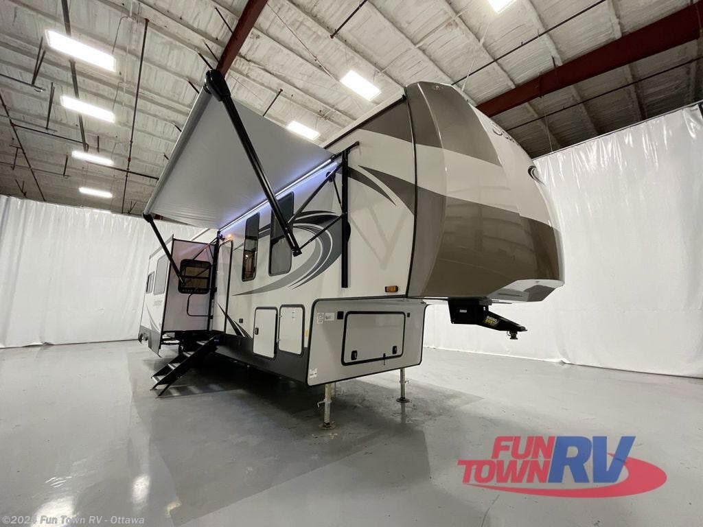 2023 Forest River Sandpiper 4002FB RV for Sale in Ottawa, KS 66067