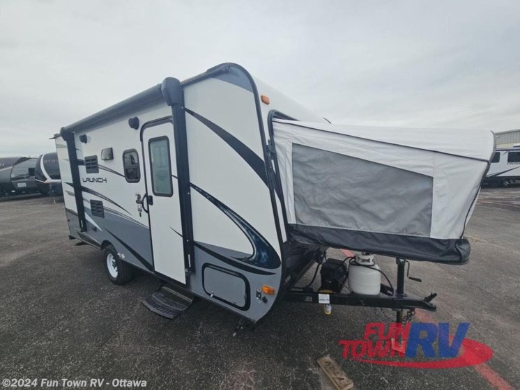 Used 2018 Starcraft Starcraft 17SB available in Ottawa, Kansas