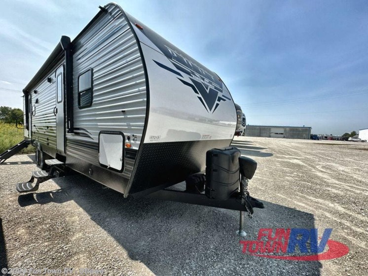 Used 2022 Palomino Puma 28BHSS available in Ottawa, Kansas