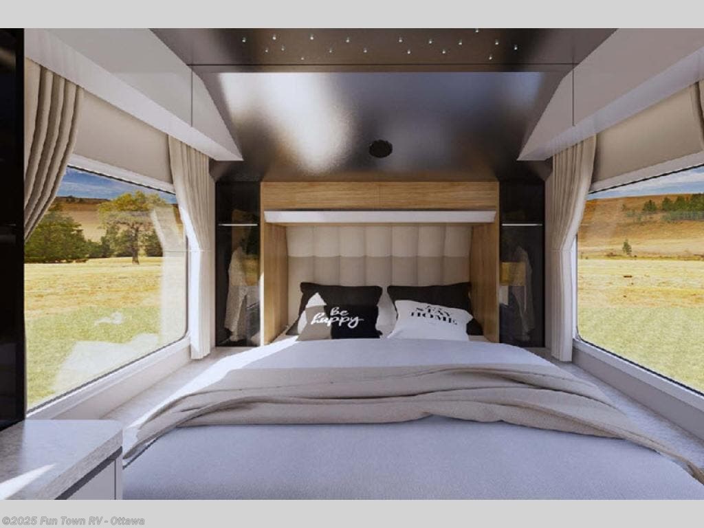 2022 Black Series HQ Series 19 RV for Sale in Ottawa, KS 66067