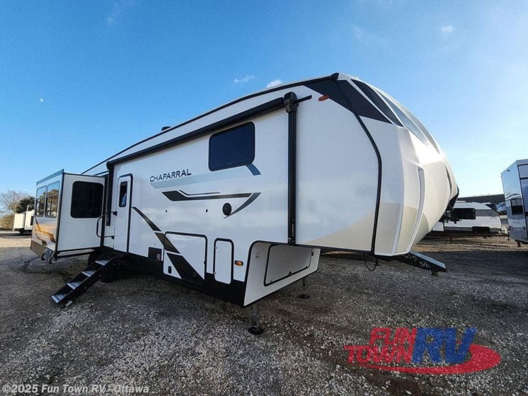 New 2025 Coachmen Chaparral 360IBL available in Ottawa, Kansas