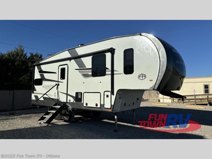 New 2025 Forest River Rockwood Signature 281RK available in Ottawa, Kansas