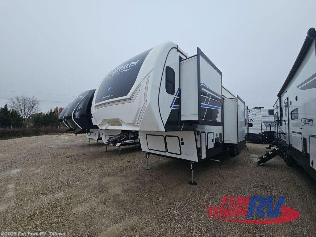 New 2025 Keystone Fuzion Impact Edition 367 available in Ottawa, Kansas