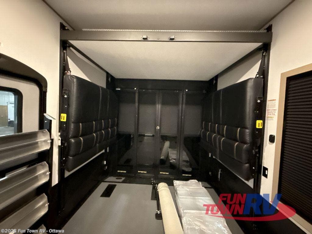 New 2026 Keystone Raptor 415 available in Ottawa, Kansas