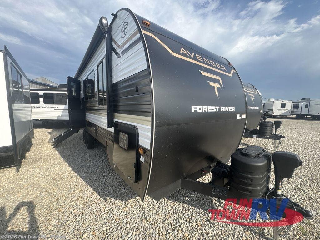 2026 Avenger 25MKB by Prime Time from Fun Town RV - Ottawa in Ottawa, Kansas