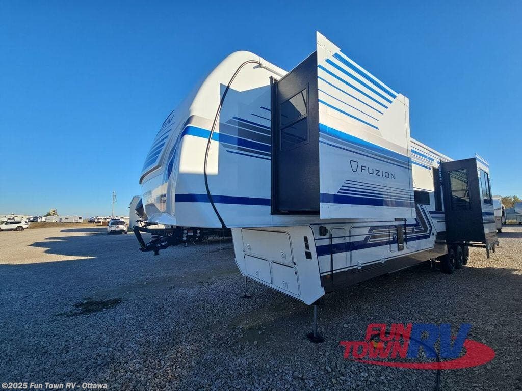 New 2026 Keystone Fuzion 442 available in Ottawa, Kansas