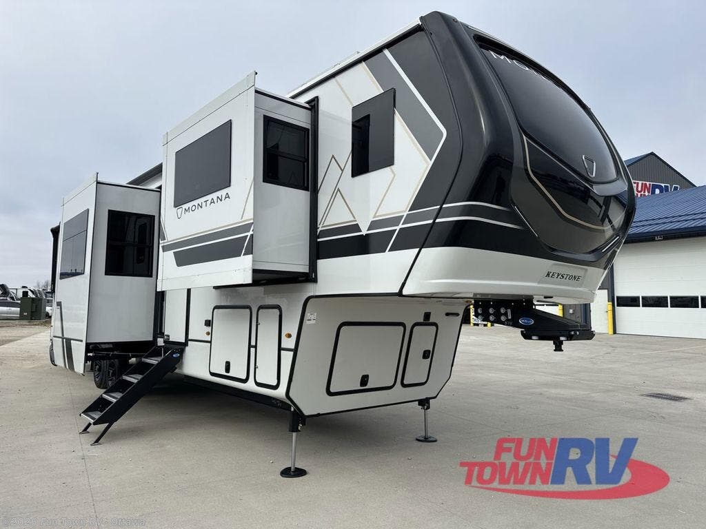 2026 Montana 3941FO by Keystone from Fun Town RV - Ottawa in Ottawa, Kansas