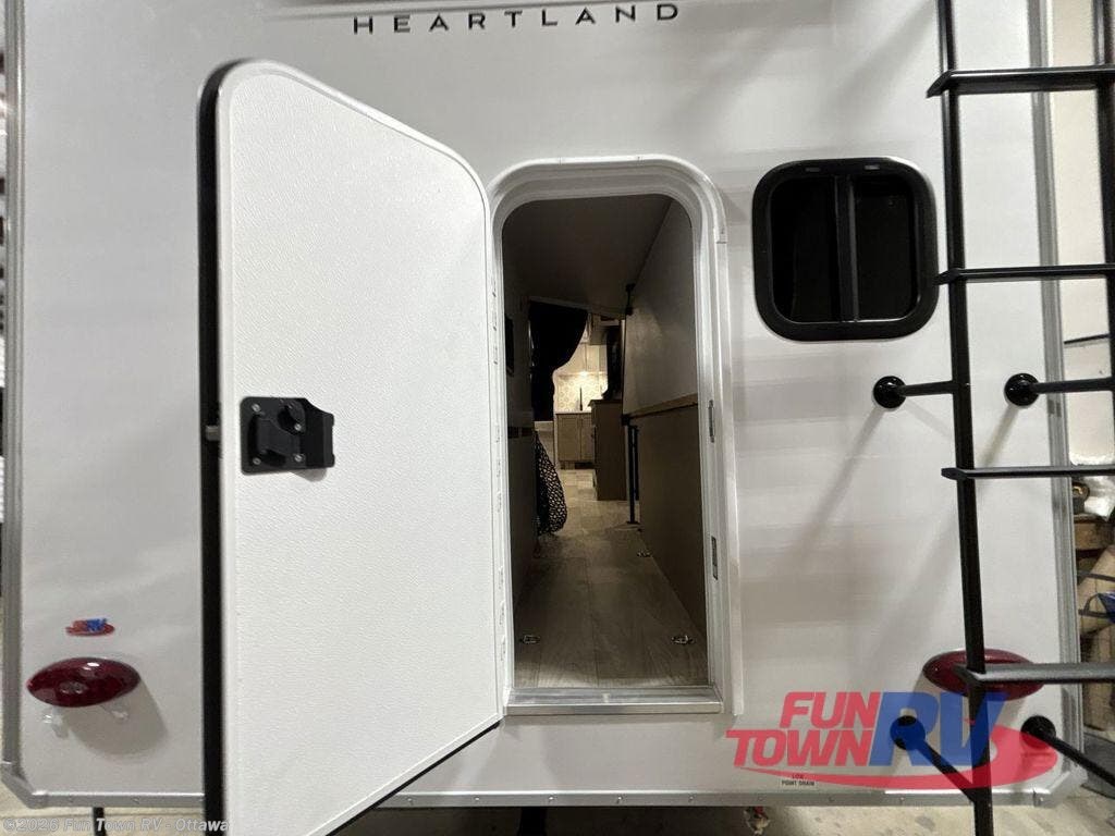 2026 North Trail 260DB by Heartland from Fun Town RV - Ottawa in Ottawa, Kansas