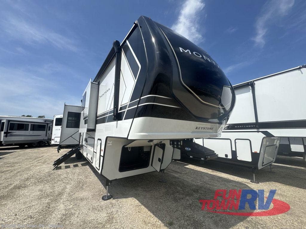 2026 Montana 3901RK by Keystone from Fun Town RV - Ottawa in Ottawa, Kansas