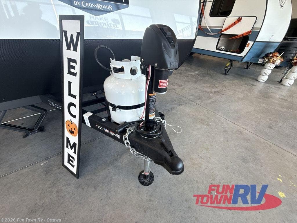 New 2026 CrossRoads Sunset Trail 17BHS available in Ottawa, Kansas