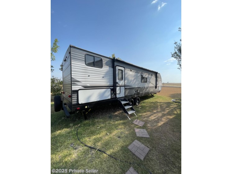 Used 2023 Heartland Trail Runner TR 31 DB available in Jarrell, Texas