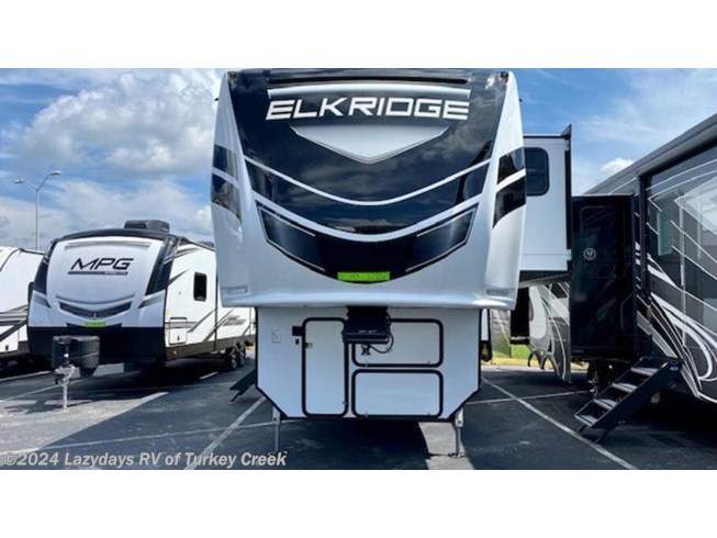 2023 Heartland ElkRidge 37BBH - New Fifth Wheel For Sale by Lazydays RV of Turkey Creek in Knoxville, Tennessee