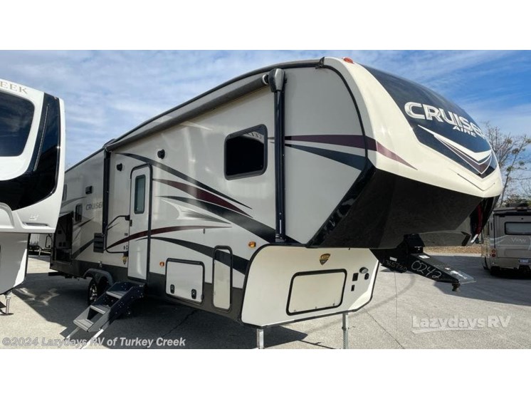 Used 2019 CrossRoads Cruiser Aire 29BH available in Knoxville, Tennessee