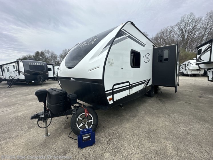 Used 2020 Coachmen Northern Spirit Ultra Lite 2255RK available in Newtown, Connecticut