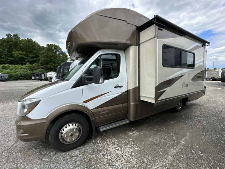 Used 2018 Winnebago View 24J available in Newtown, Connecticut