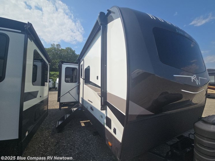 New 2025 Forest River Rockwood Signature 8336BH available in Newtown, Connecticut
