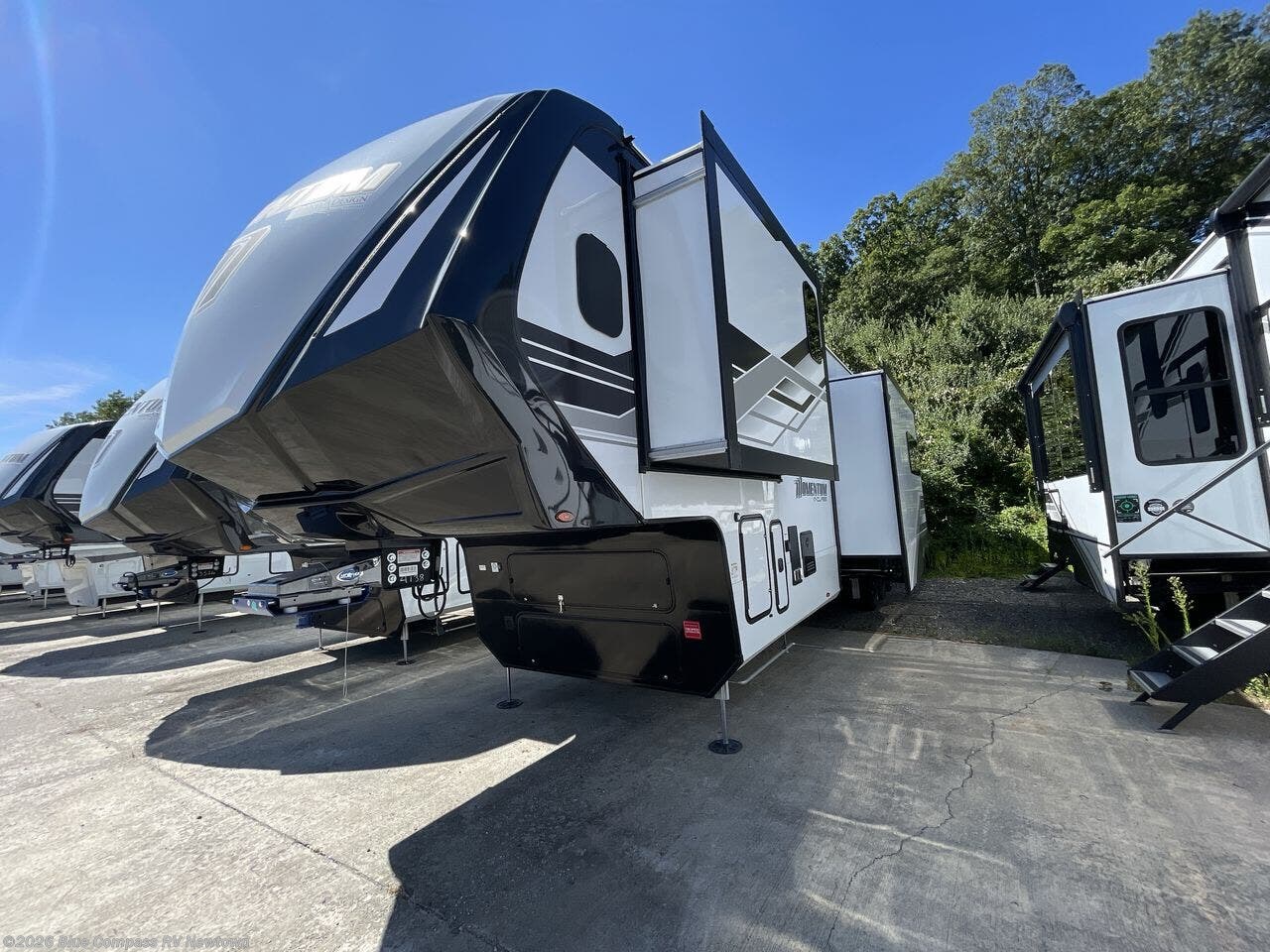 New 2025 Grand Design Momentum M-Class 395MS available in Newtown, Connecticut