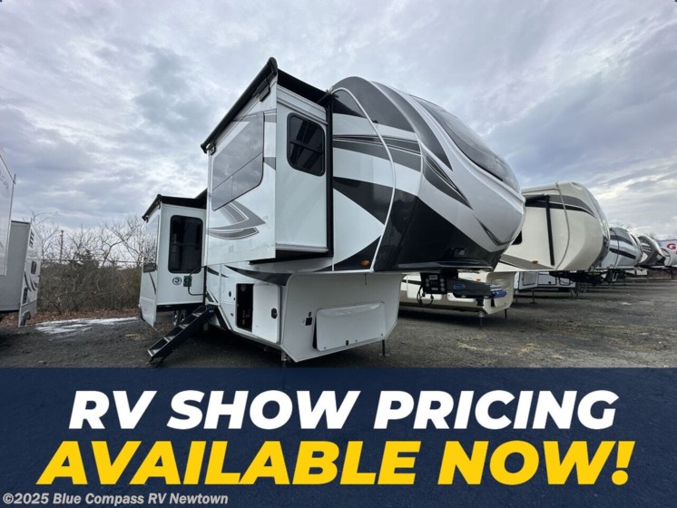 Used 2023 Grand Design Solitude 380FL available in Newtown, Connecticut