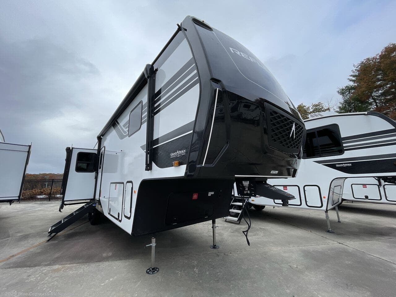 2026 Reflection 337RLS by Grand Design from Blue Compass RV Newtown in Newtown, Connecticut