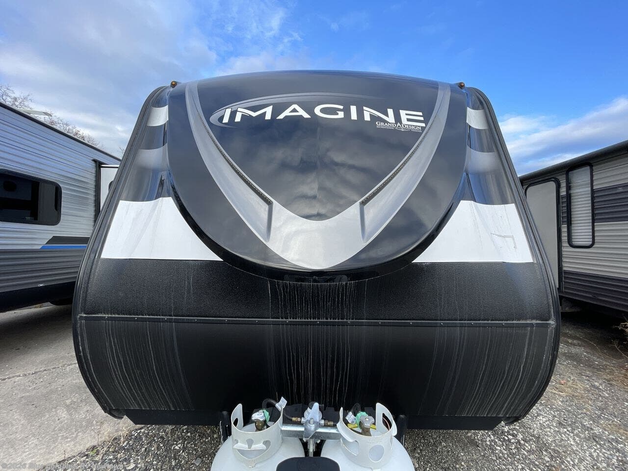 2023 Grand Design Imagine 2400BH - Used Travel Trailer For Sale by Blue Compass RV Newtown in Newtown, Connecticut features Slideout