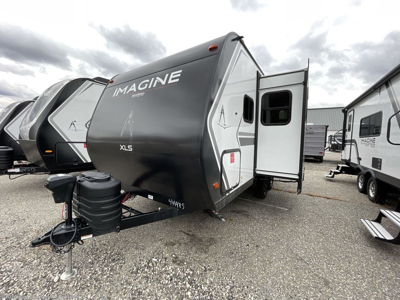 New 2026 Grand Design Imagine XLS 17MKE available in Newtown, Connecticut