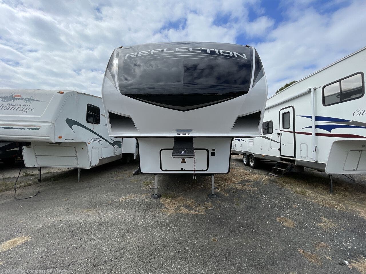 2022 Reflection 311BHS by Grand Design from Blue Compass RV Newtown in Newtown, Connecticut