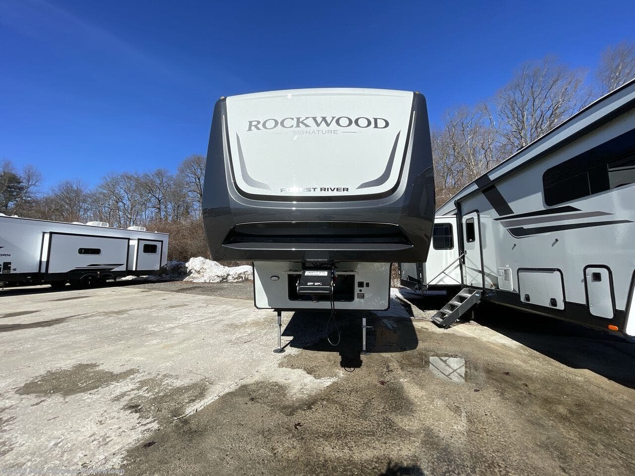 2026 Rockwood Signature 401SFB by Forest River from Blue Compass RV Newtown in Newtown, Connecticut