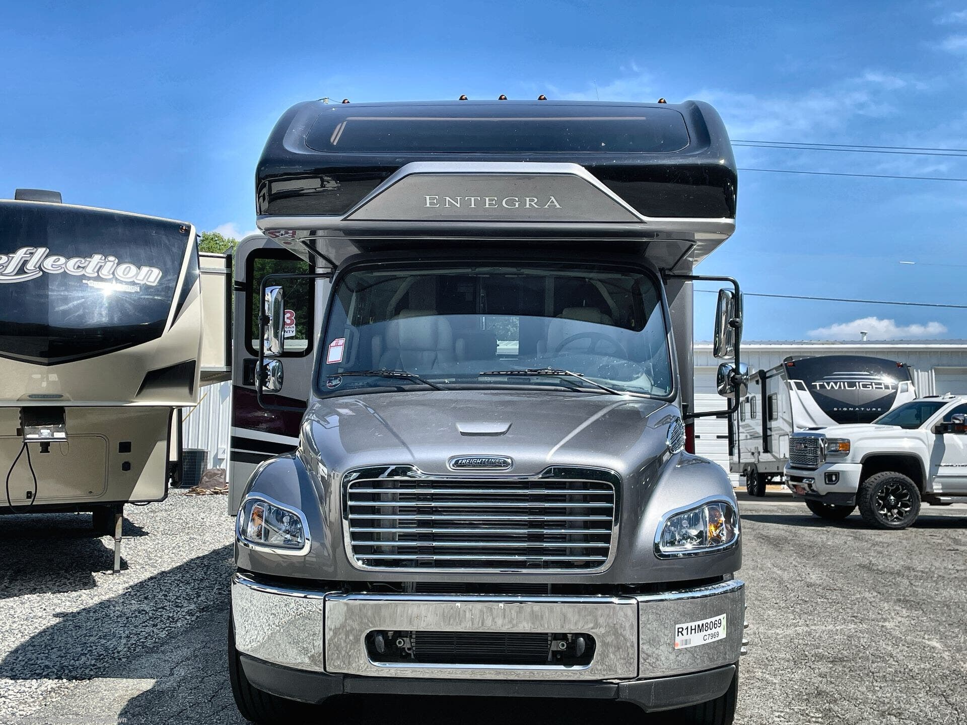 2026 Accolade 37M by Entegra Coach from Blue Compass RV Newtown in Newtown, Connecticut