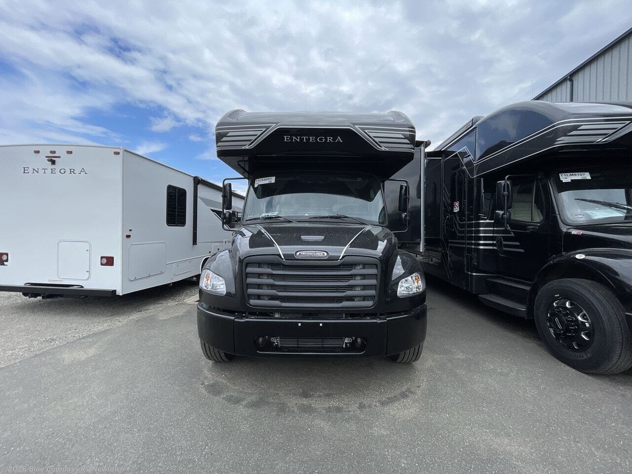 New 2026 Entegra Coach Accolade XL 37L available in Newtown, Connecticut