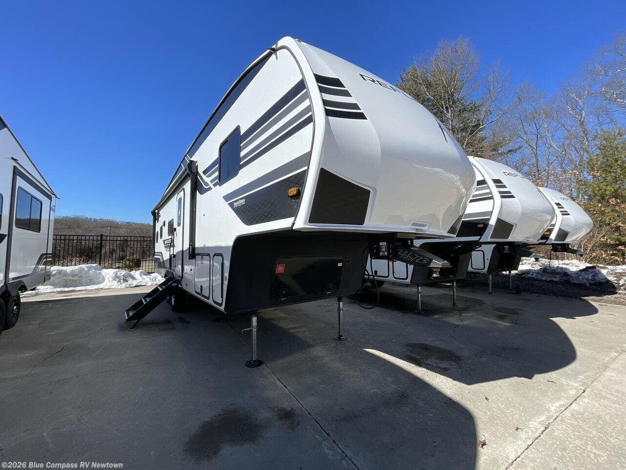 2026 Reflection 100 Series 27BH by Grand Design from Blue Compass RV Newtown in Newtown, Connecticut