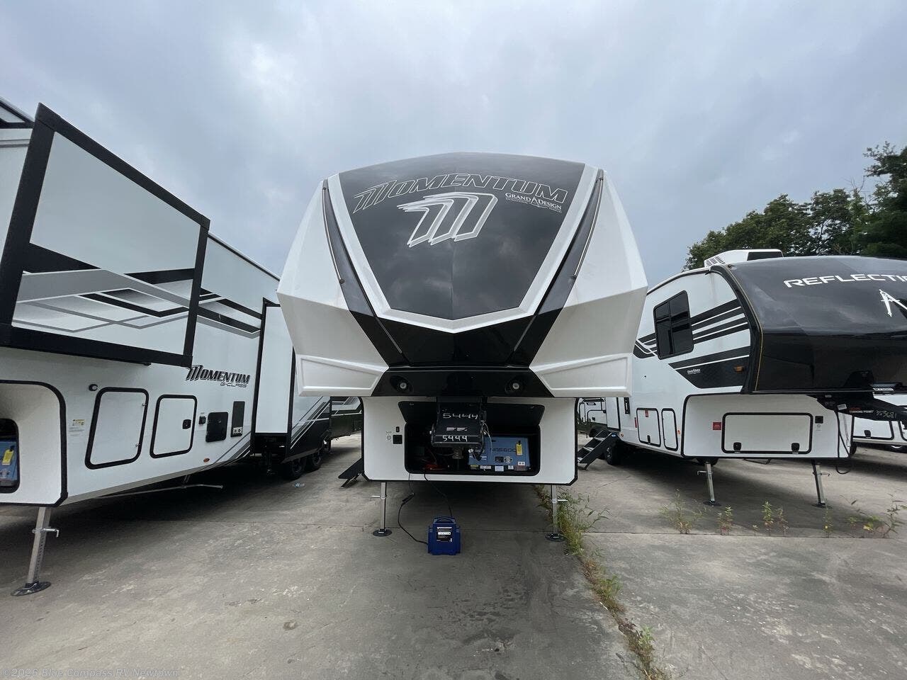 New 2026 Grand Design Momentum G-Class 350G available in Newtown, Connecticut