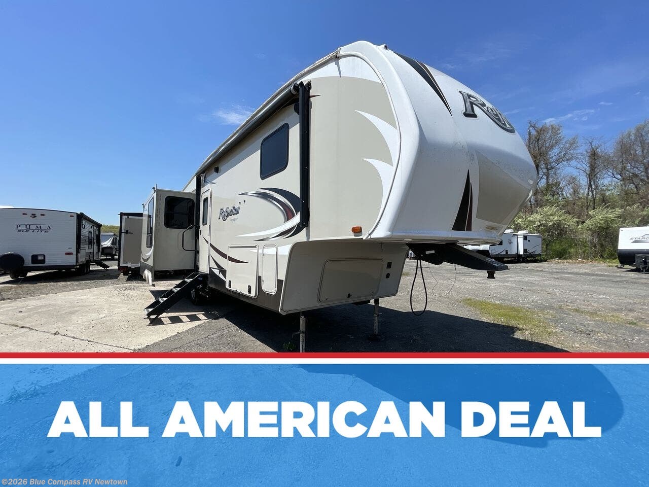 2016 Grand Design Reflection 318RST - Used Fifth Wheel For Sale by Blue Compass RV Newtown in Newtown, Connecticut features Slideout