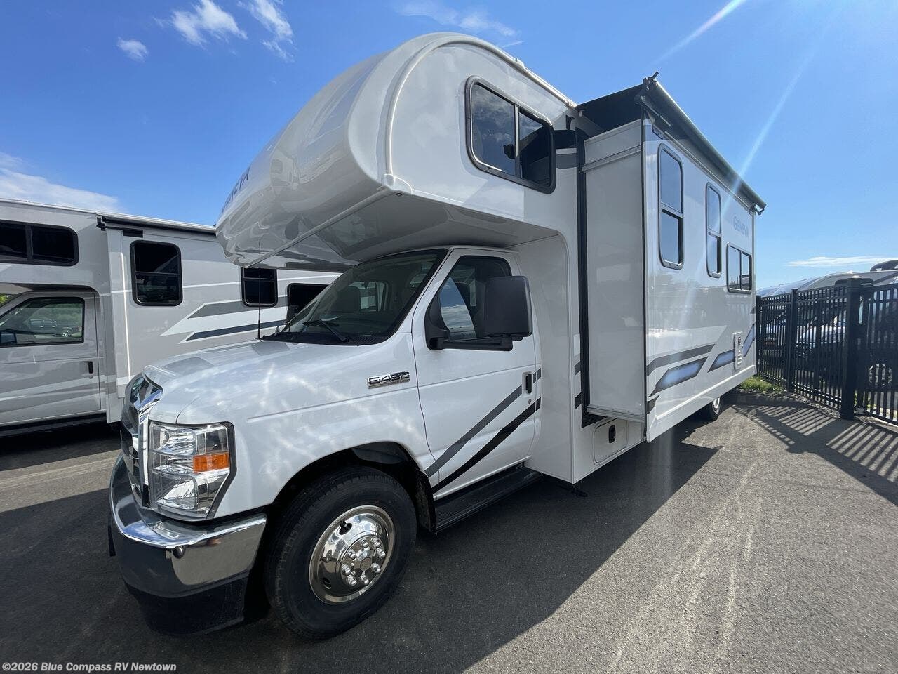 New 2027 Thor Motor Coach Geneva 28VT available in Newtown, Connecticut