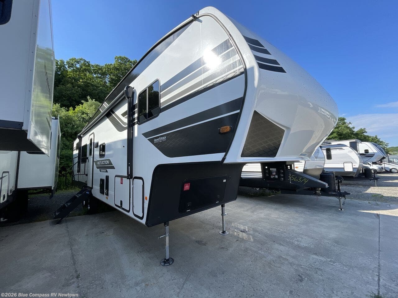 2026 Reflection 100 Series 32BH by Grand Design from Blue Compass RV Newtown in Newtown, Connecticut