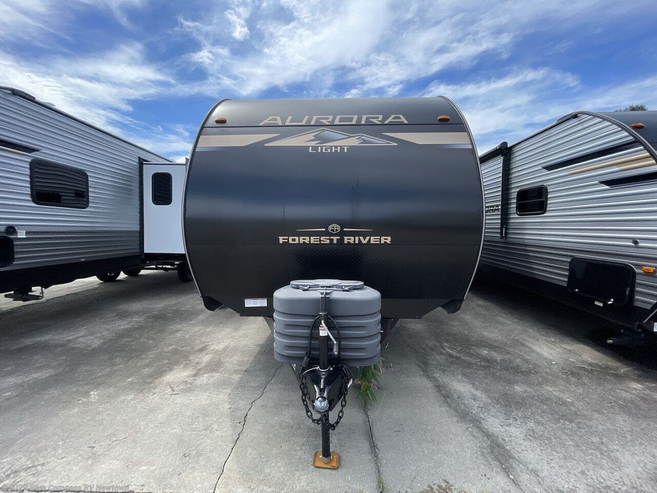 New 2026 Forest River Aurora Light 26BHS available in Newtown, Connecticut