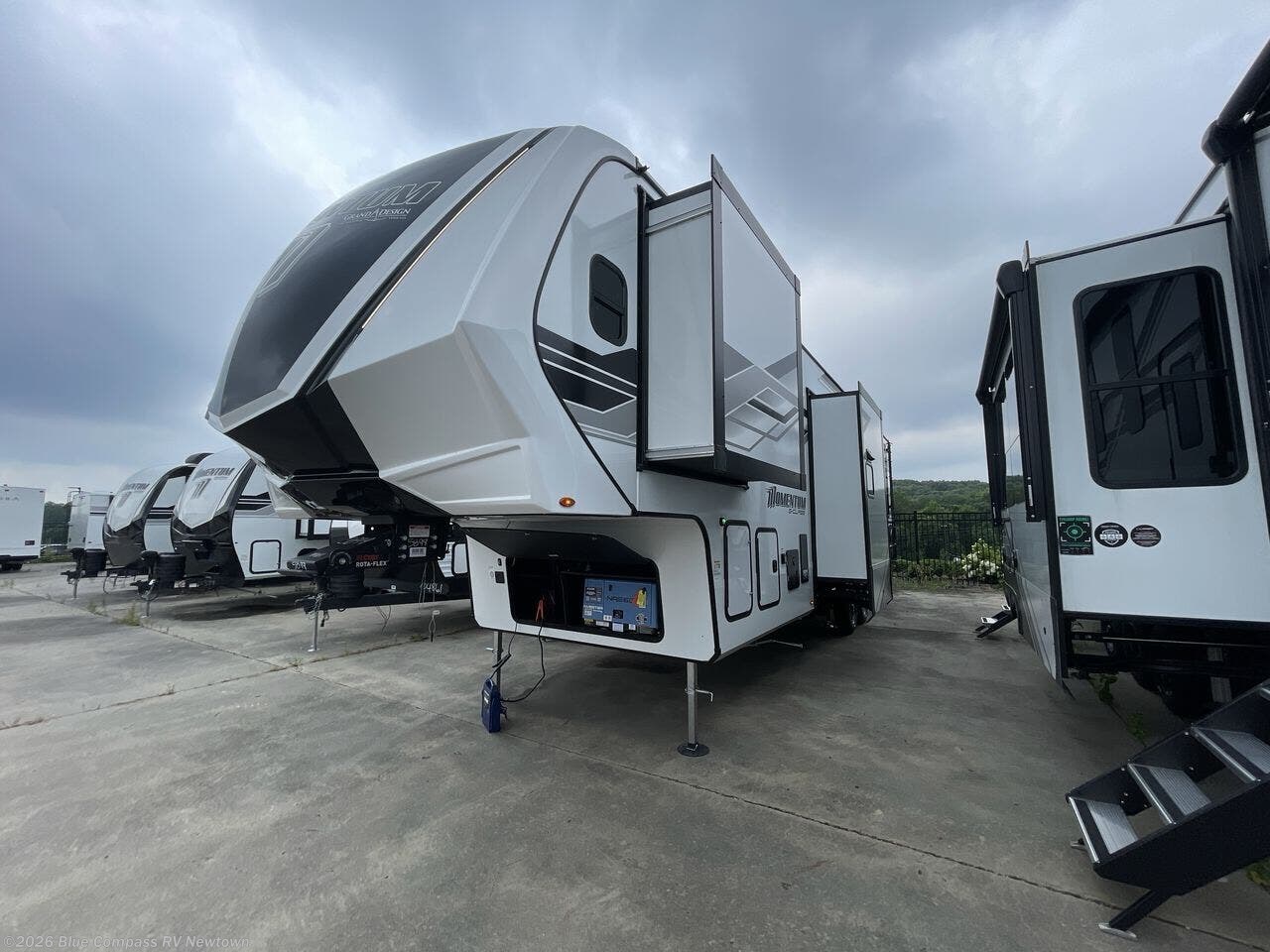 New 2027 Grand Design Momentum G-Class 350G available in Newtown, Connecticut