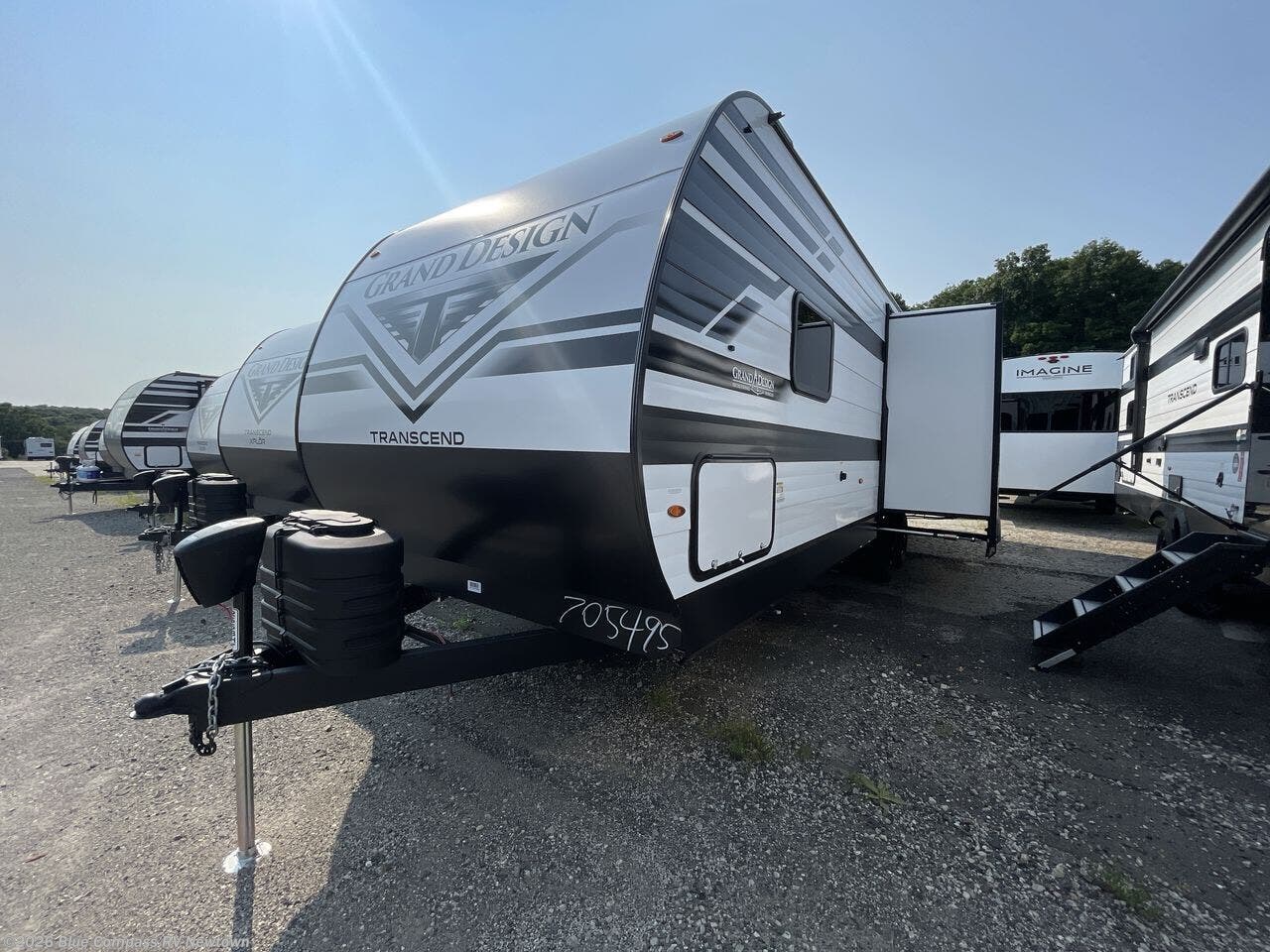 New 2027 Grand Design Transcend 265BHT available in Newtown, Connecticut