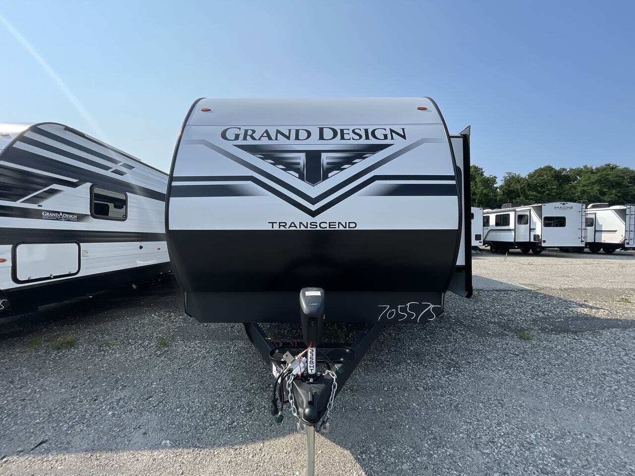 2027 Transcend 335BHT by Grand Design from Blue Compass RV Newtown in Newtown, Connecticut