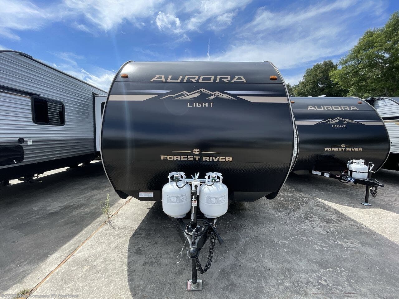 New 2027 Forest River Aurora Light 26BH available in Newtown, Connecticut