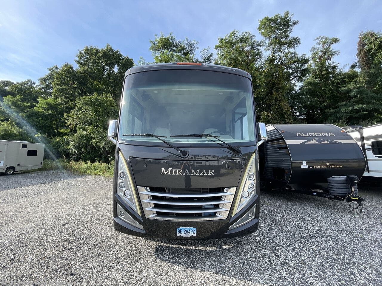 Used 2022 Thor Motor Coach Miramar 37.1 available in Newtown, Connecticut
