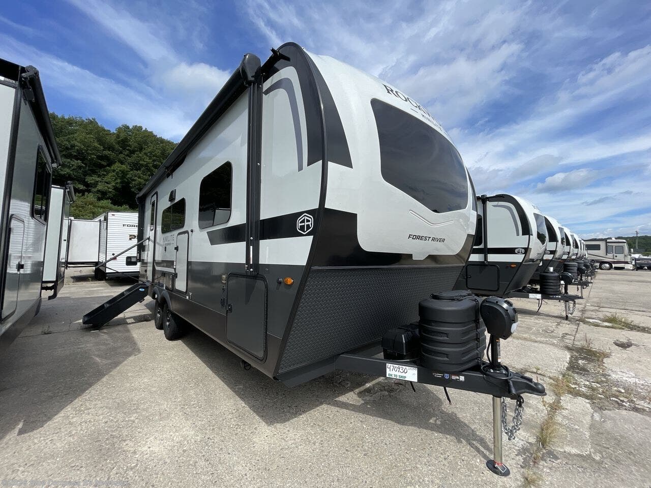 2027 Rockwood Mini Lite 2525RB by Forest River from Blue Compass RV Newtown in Newtown, Connecticut